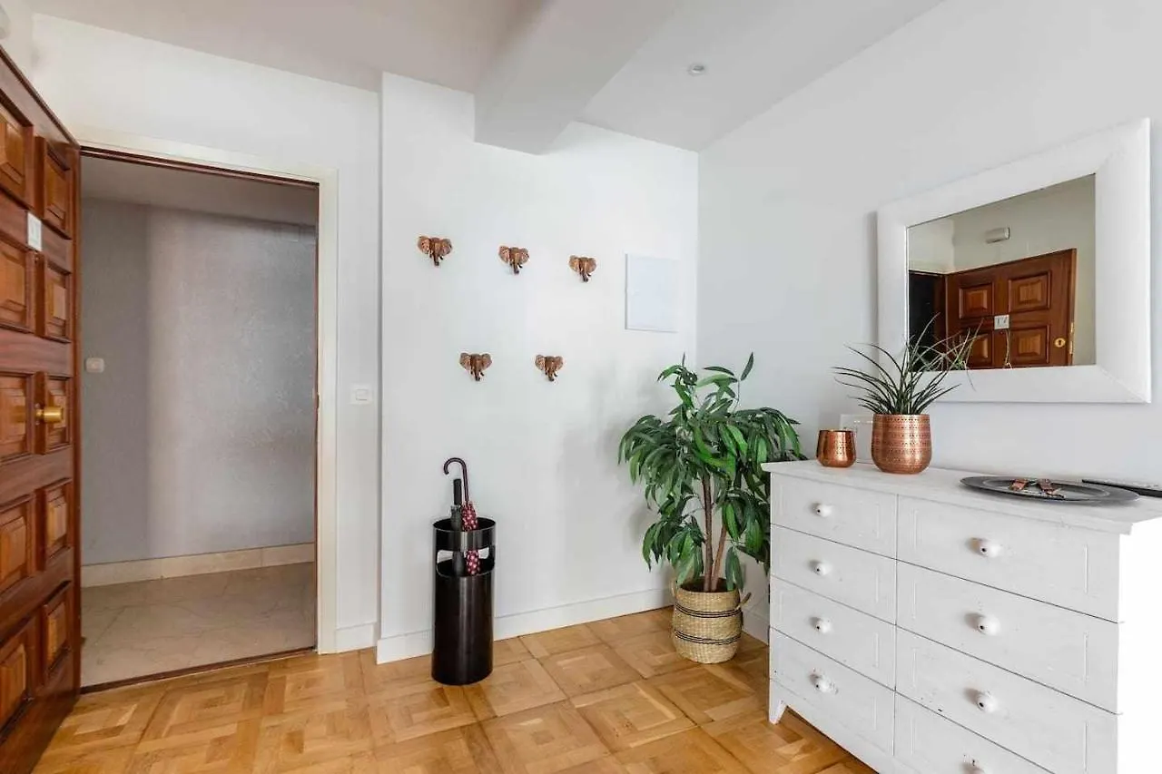 New Amara Suite Friends & Families Parking San Sebastian 0*,