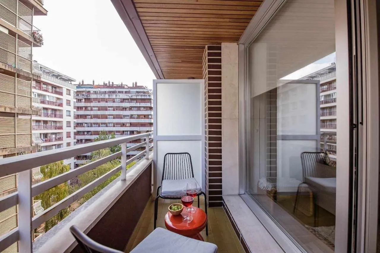New Amara Suite Friends & Families Parking San Sebastian Apartment