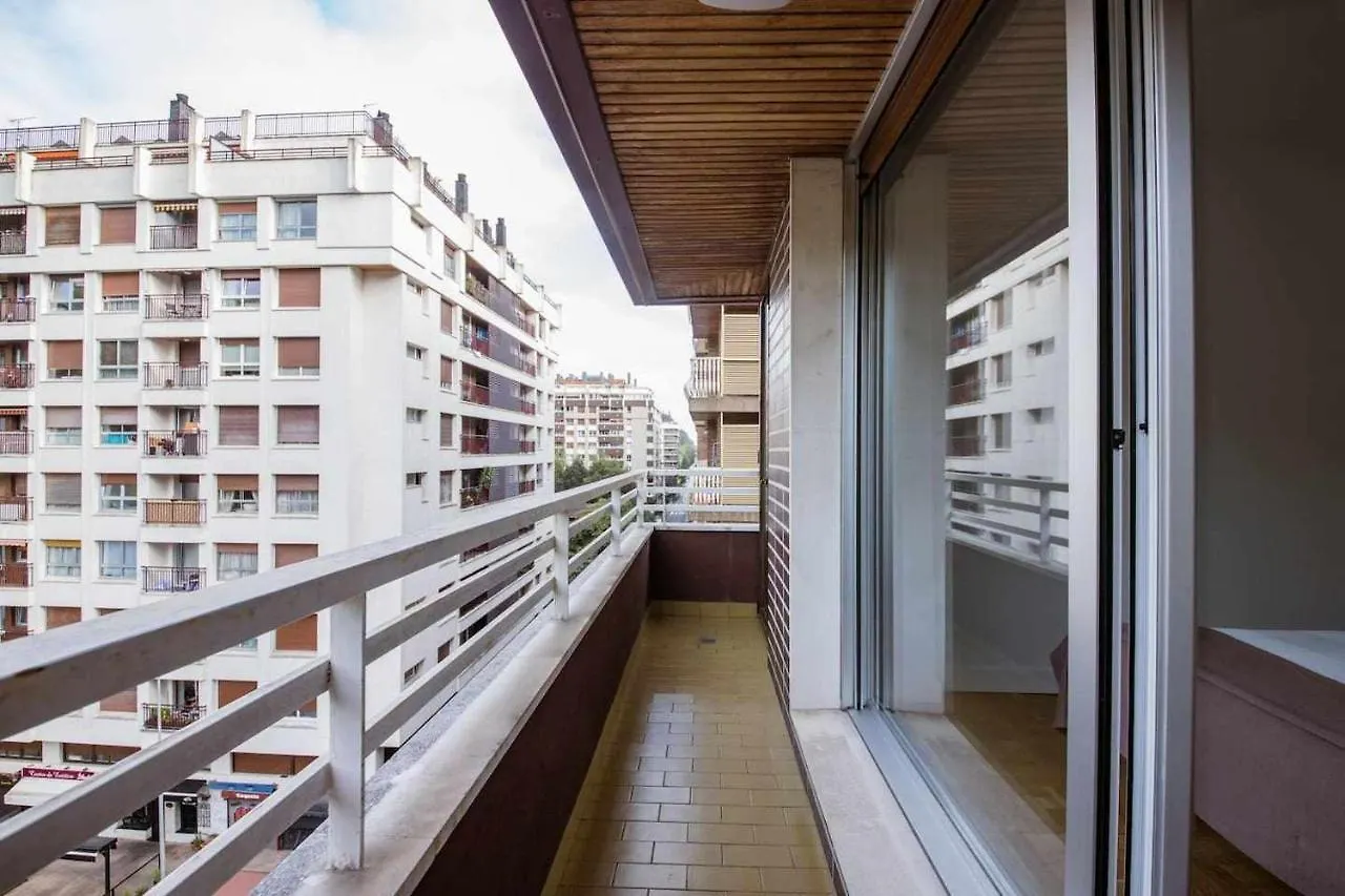 New Amara Suite Friends & Families Parking San Sebastian 0*,  Spain