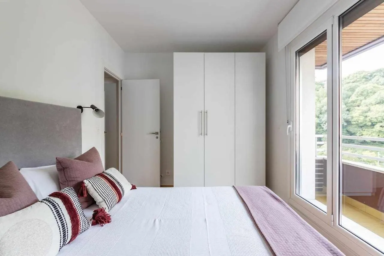 New Amara Suite Friends y Families Parking San Sebastián